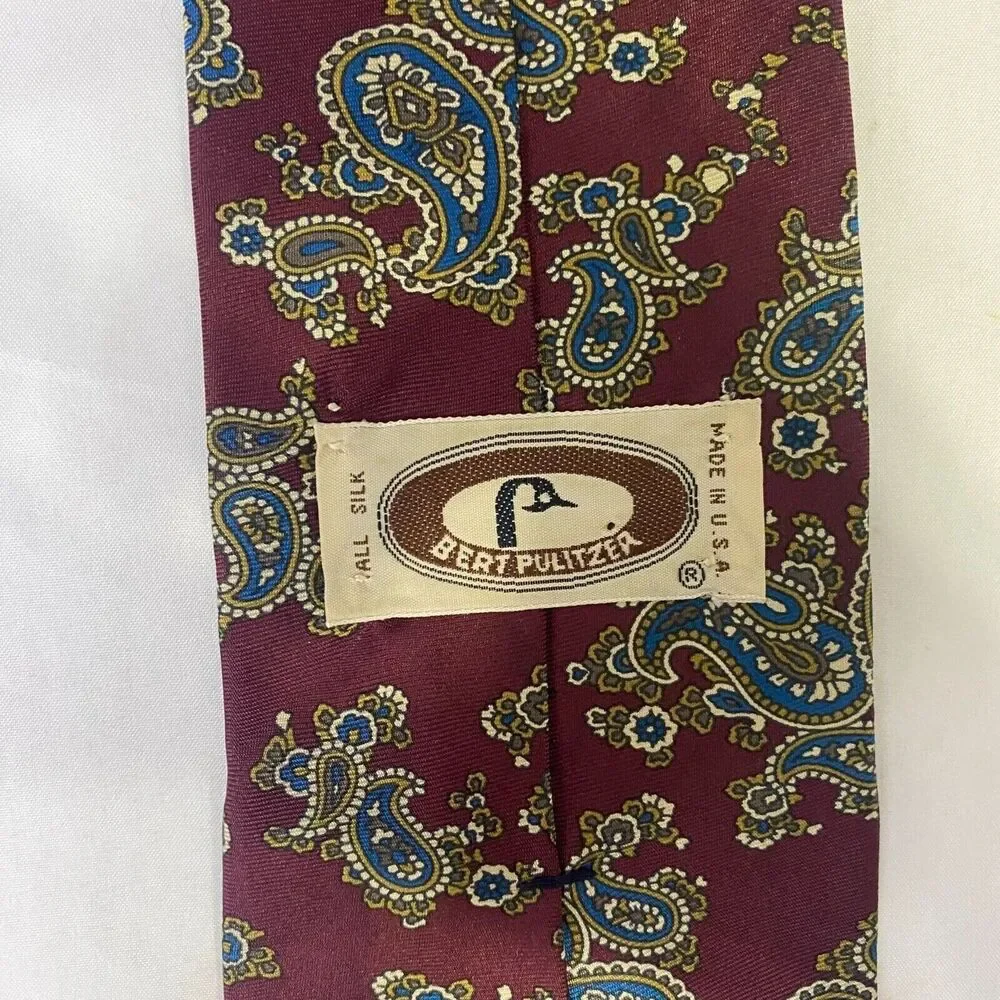 #6605 Bert Pulitzer Maroon Paisley Mens Necktie, Tie